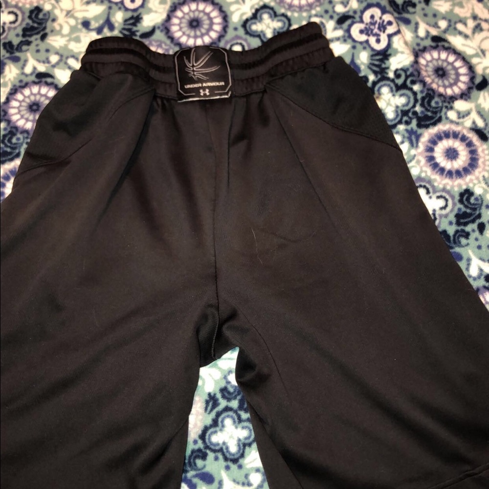 Workout under armour shorts